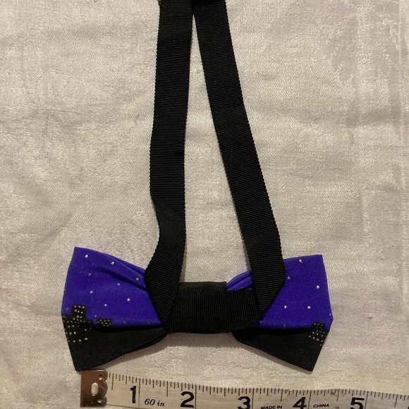 TORONTO NIGHT SKYLINE Silky BOWTIE Unisex Purple Black Red Sparkle - Picture 4 of 6